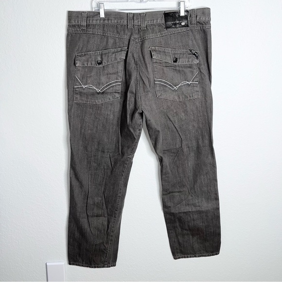 Ecko Jeans Men 42 x 33 Straight Fit Gray Y2K Cargo Pockets CLO - Picture 2 of 10